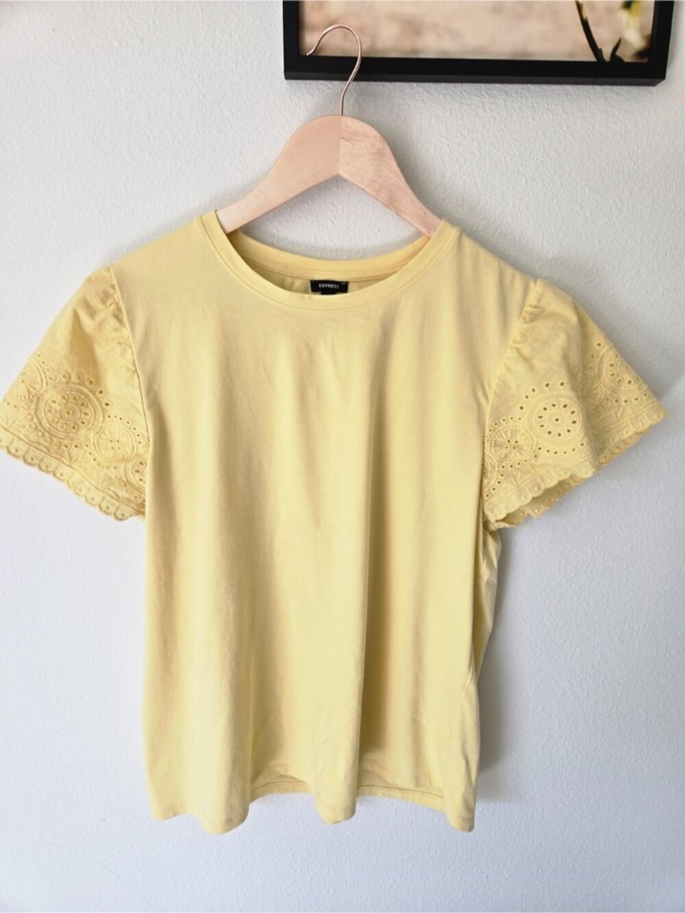Yellow Eyelet Sleeve Tee | Feminine Spring Short Sleeve Top Size L